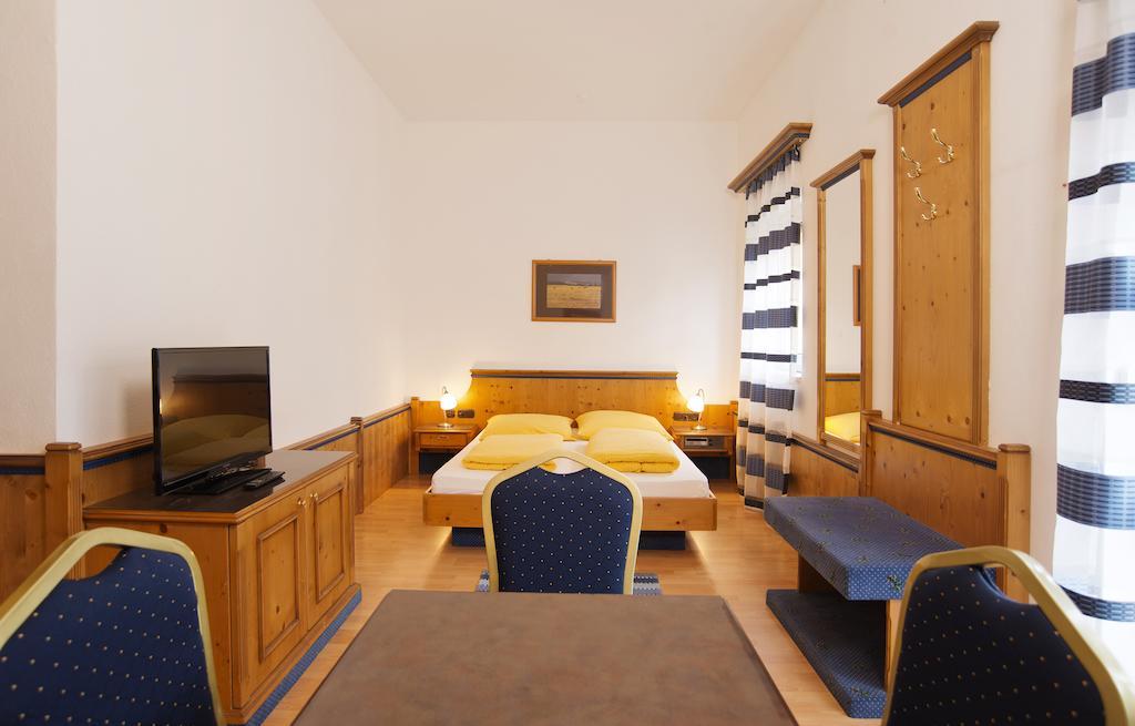 Hotel Hottentotten Regensburg Phòng bức ảnh